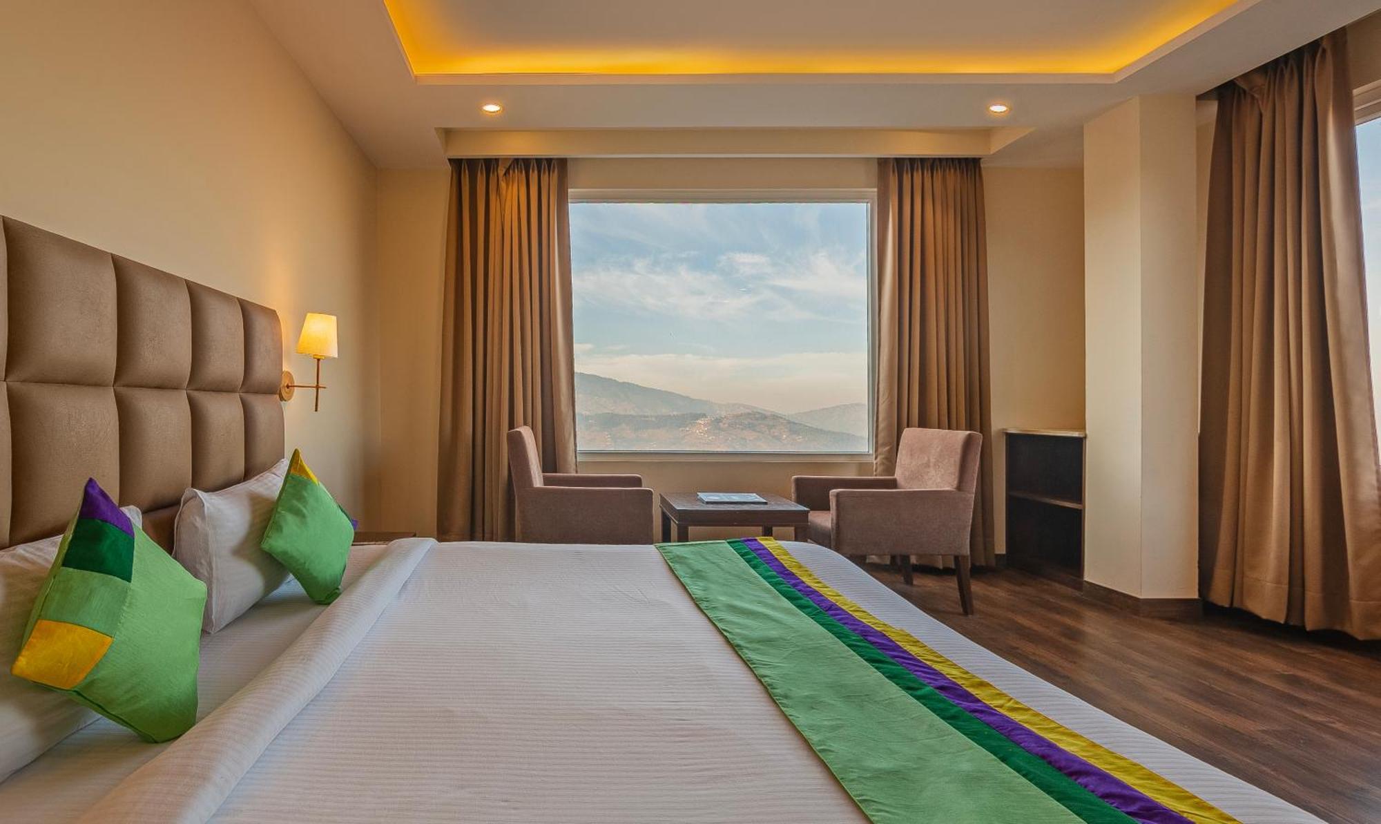 Treebo The Northern Retreat Resort With Mountain View Шимла Экстерьер фото